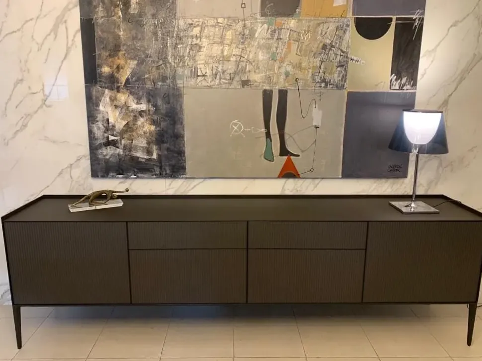 Madia in stile design Self di Rimadesio scontata