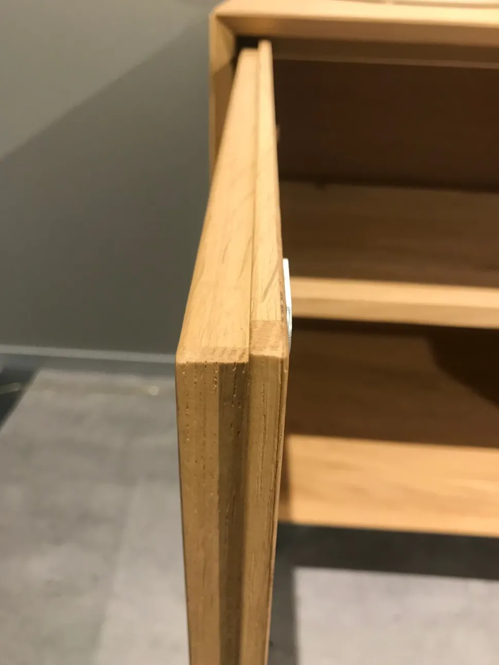 Madia in stile moderno Alta corte in legno Offerta Outlet