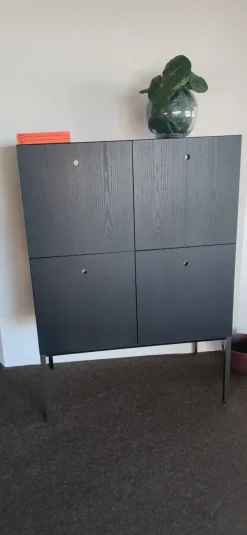 Madia in stile moderno Offshore di Porro in Offerta Outlet