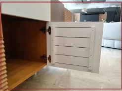 Madia in stile moderno Zero 16 di Devina nais scontata approfittane ora!