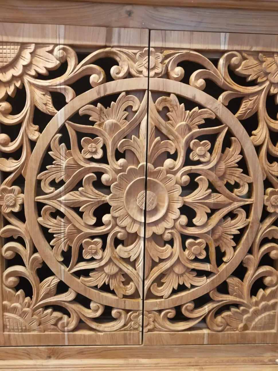 Madia modello Credenza oriente teak 160 di Outlet etnico a prezzo scontato