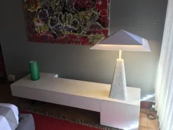 Madia modello Formosa distesa di Minotti italia a PREZZI OUTLET