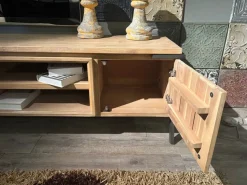 Madia modello Thinh di Collezione esclusiva a PREZZI OUTLET