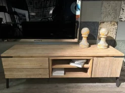 Madia modello Thinh di Collezione esclusiva a PREZZI OUTLET