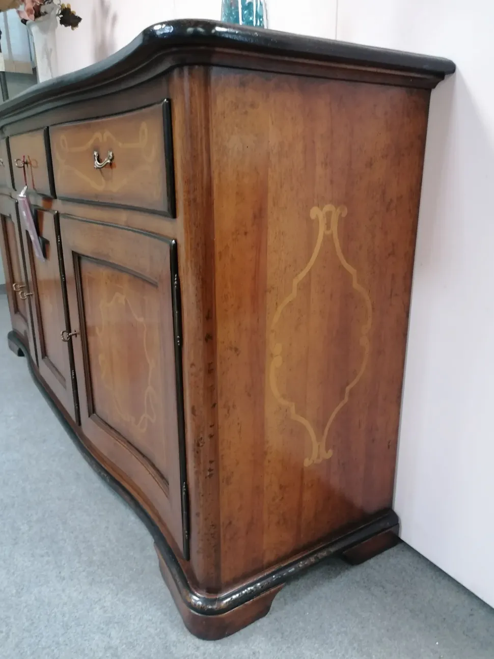 Madia Piemontese in stile classico di Faber mobili in Offerta Outlet