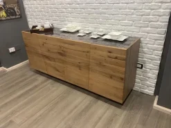 Madia Unika di Devina nais in stile moderno scontata