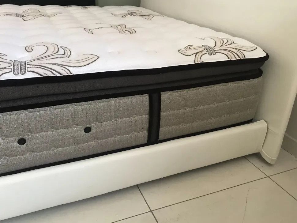 Materasso molle insacchettate matrimoniale Tempur a prezzo scontato