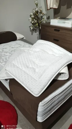 Materasso singolo Ennerev Topper premium in offerta