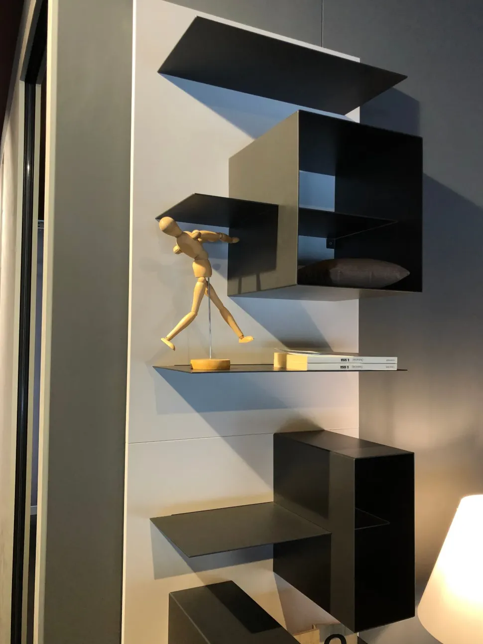 Mensola Dielle in metallo modello Line-up a prezzi imbattibili