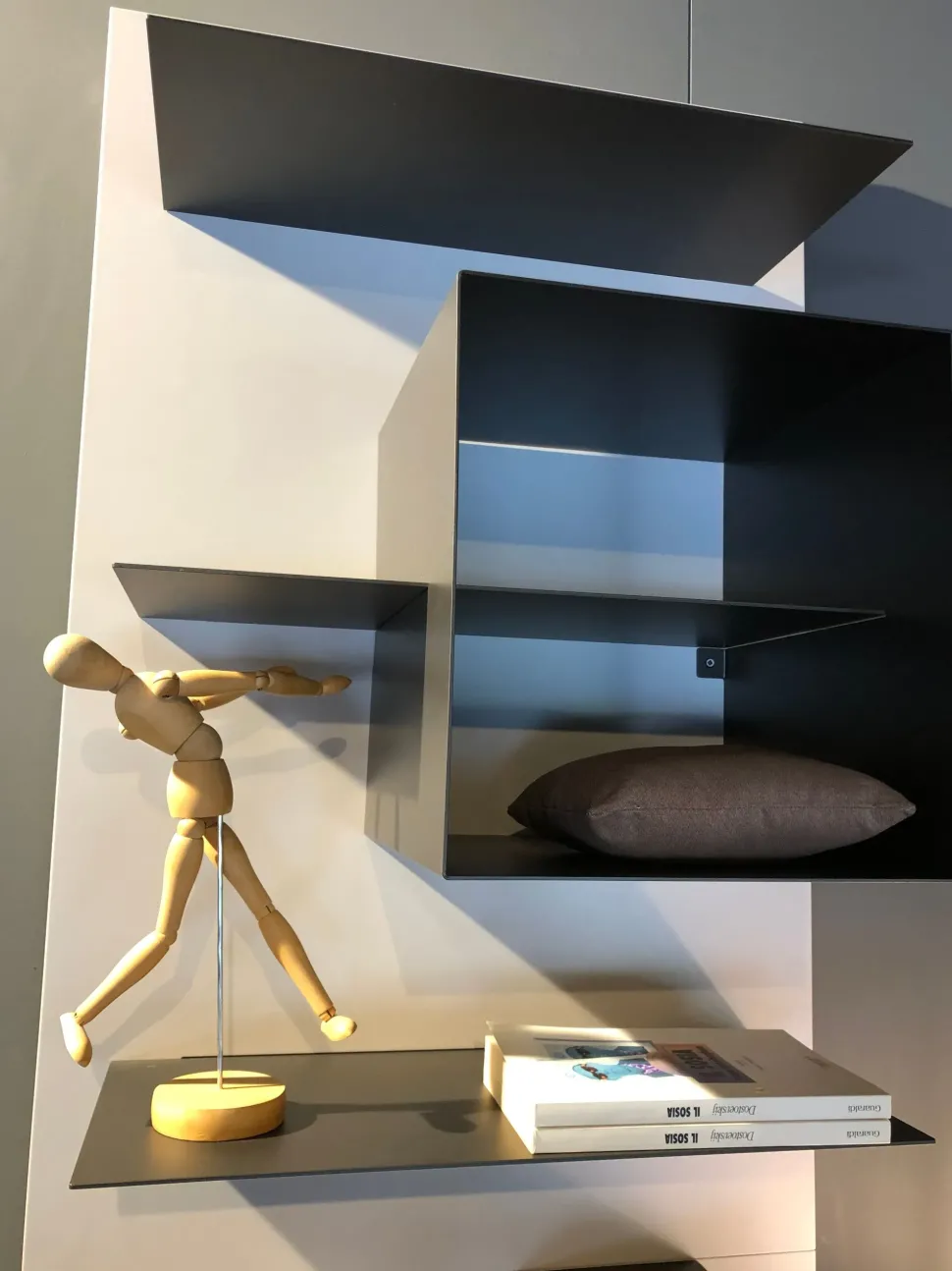 Mensola Dielle in metallo modello Line-up a prezzi imbattibili