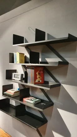 Mensola in stile Moderno in laccato opaco Desalto Mini booxx