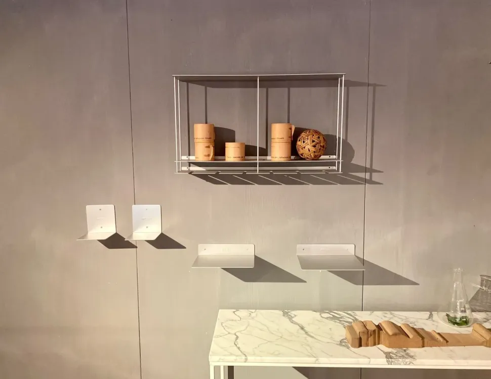 Mensola modello Cantinetta in stile design di Kriptonite con forte sconto