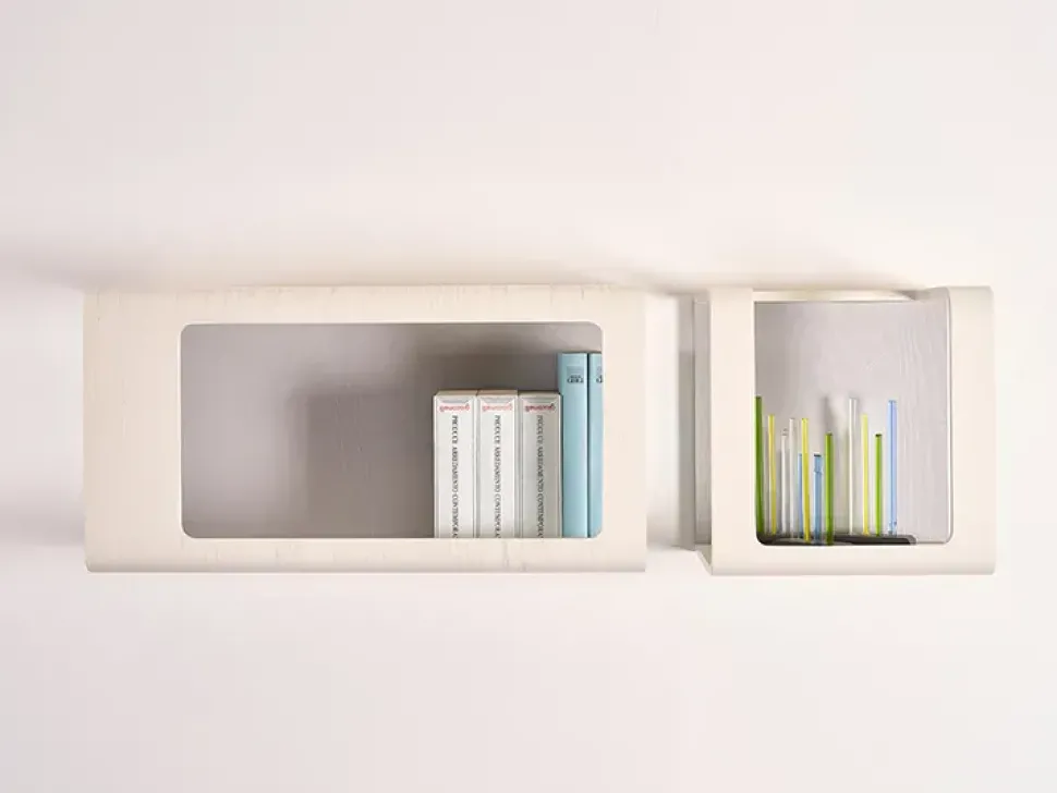 Mensola modello Cyber in stile design di Flai con forte sconto