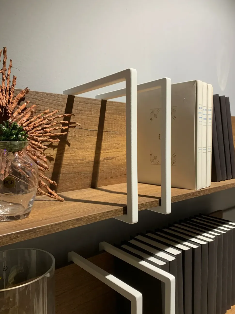 Mensola modello Ring di Tomasella a prezzo scontato