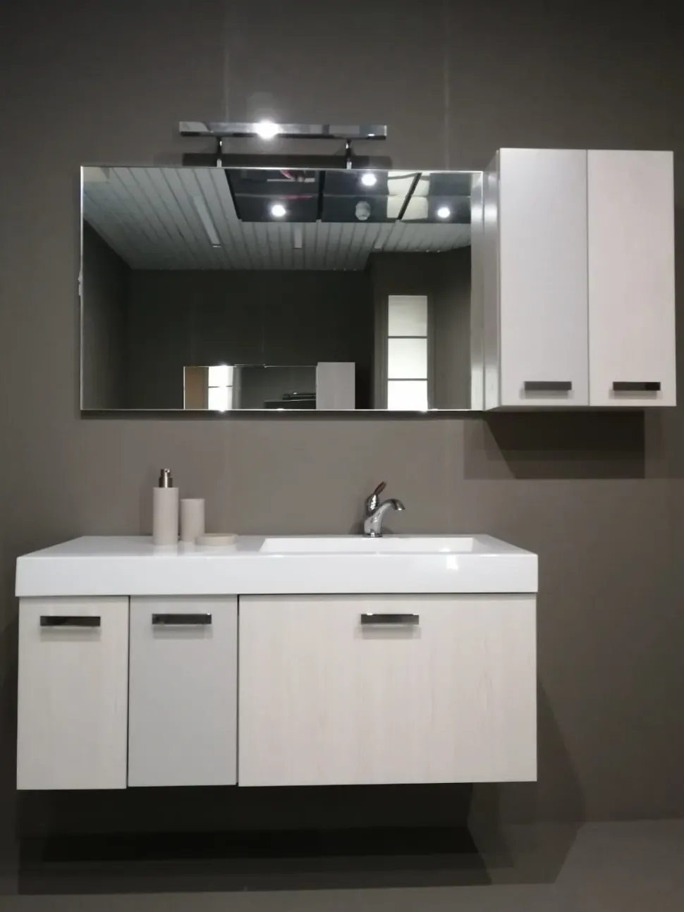 Mobile arredo bagno Sospeso Compab Click convenienti