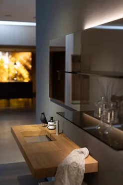 Mobile arredo bagno Sospeso Lago Depth in svendita