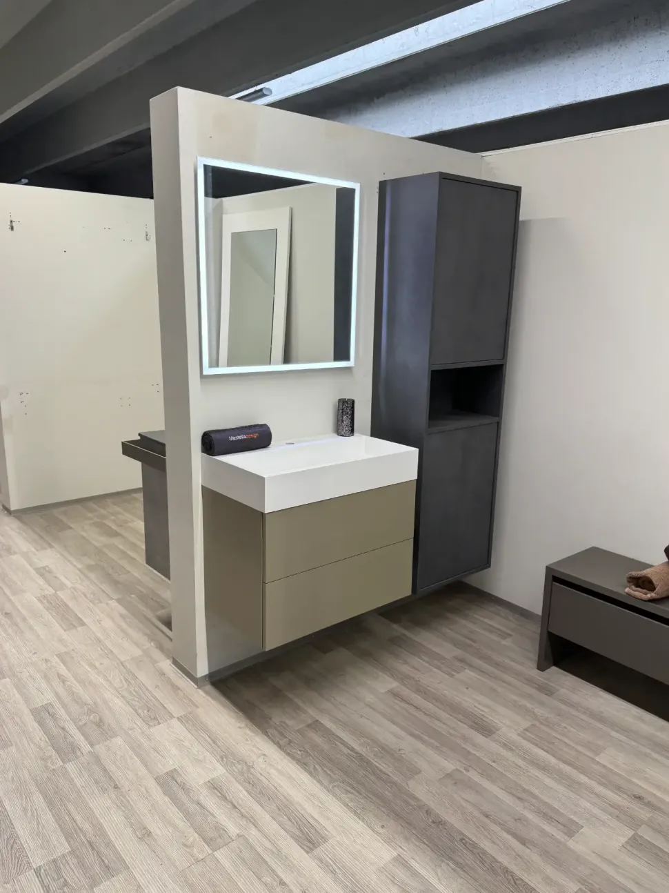 Mobile bagno Sospeso Byte next 02 Mastella a prezzo ribassato