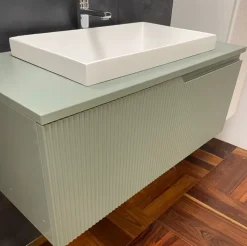 Mobile bagno sospeso Canneto di Artigianale SCONTATO - 57%