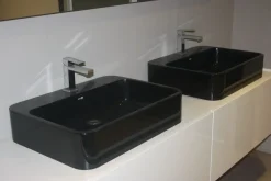 Mobile bagno Sospeso Less Rifra con forte sconto