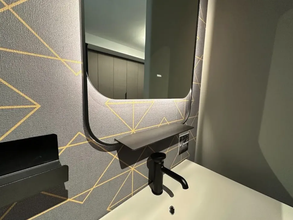 Mobile bagno Sospeso M3 Baxar in offerta