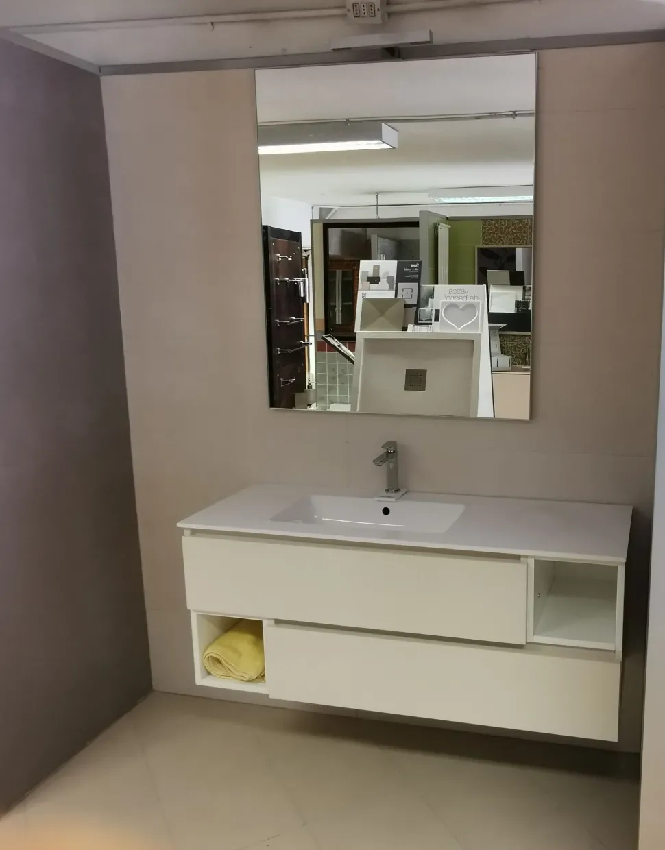 Mobile bagno Sospeso Mobile legnobagno Giannei a prezzo ribassato
