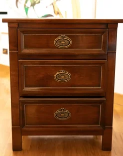 Mobile d'antiquariato modello Como'piu' 2 comodini ciliegio massello a PREZZO SCONTATO