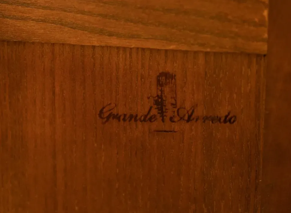 Mobile d'antiquariato modello Como'piu' 2 comodini ciliegio massello a PREZZO SCONTATO