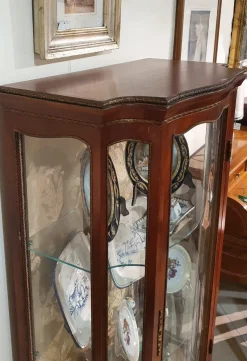 Mobile di Antiquariato in stile luigi xv con uno sconto del 31%