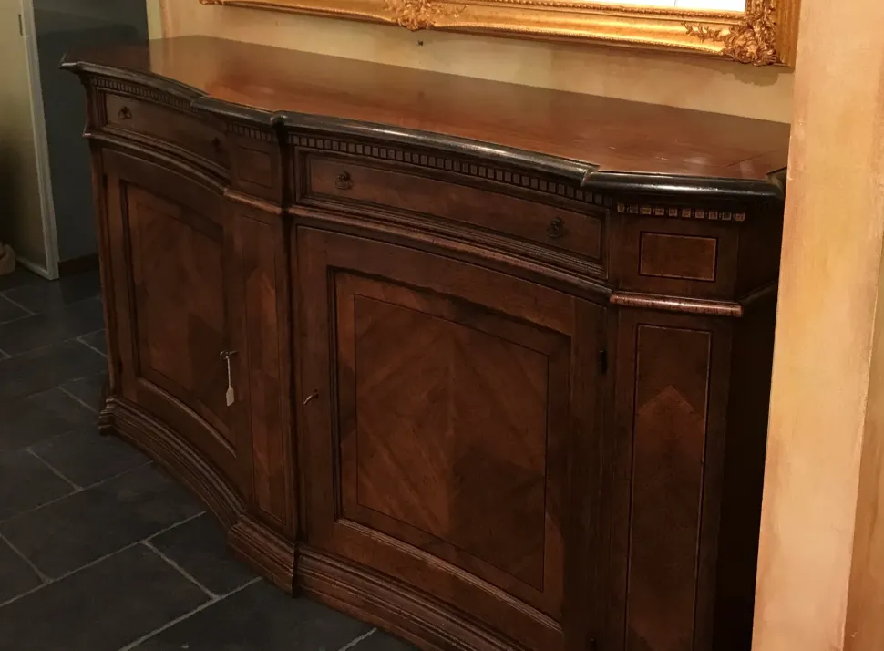 Mobile di antiquariato modello Credenza a prezzi convenienti