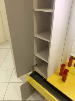 Mobile ingresso A terra modello Mini 307 di Artigianmobili