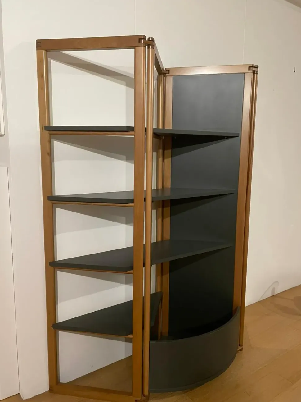 Mobile ingresso A terra modello Mobile ingresso zuffellato di Artigianale