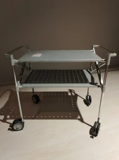 Mobile modello Carrello mod oxo art 4486 x3 porta tv di Kartell in Offerta Outlet