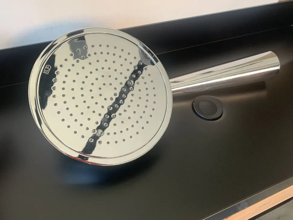 Mobile per il bagno Gessi Cono soffione anticalcare a parete, orientabile, finitura cromo 45151 031 completo di braccio doccia a prezzi outlet