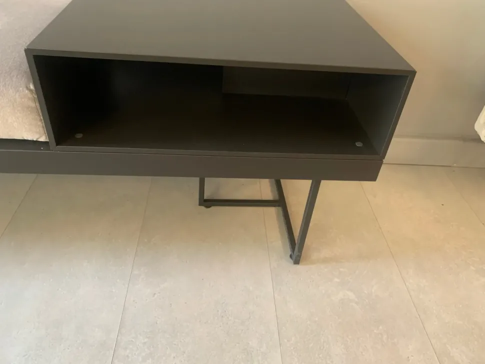 Mobile per un ingresso moderno modello T sit di Caccaro in Offerta Outlet