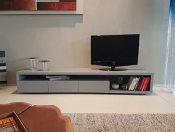 Mobile porta tv Ode 220 di Minotti italia con forte sconto