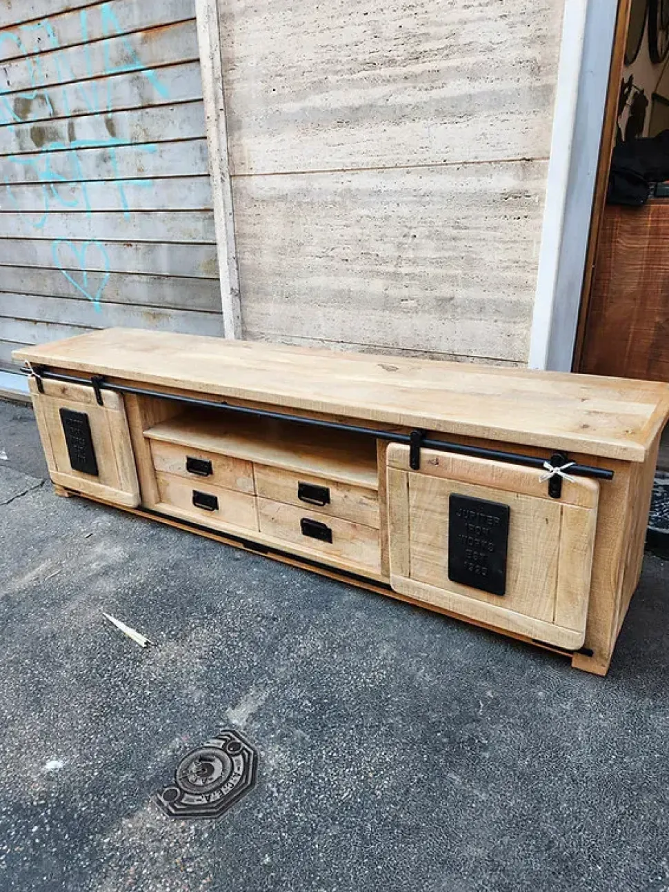 Mobile porta tv Porta tv jupiter industrial 200 di Outlet etnico con uno SCONTO IMPERDIBILE