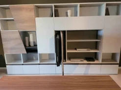 Mobile soggiorno modello Diagonal 2021 di Tomasella a PREZZI OUTLET