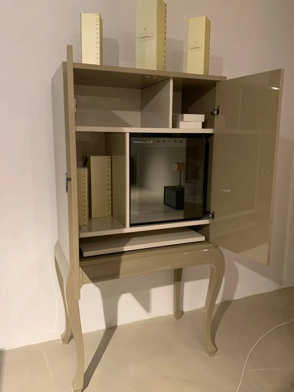 Mobile soggiorno modello Euphoria bar di Di liddo & perego a PREZZI OUTLET