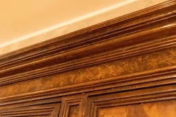 Mobile soggiorno modello Mobile sacrestia  noce massello  di Collezione esclusiva a PREZZI OUTLET