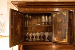 Mobile soggiorno modello Mobile sacrestia  noce massello  di Collezione esclusiva a PREZZI OUTLET