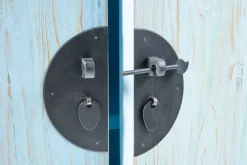 Mobile soggiorno modello credenza china in legno 3 cassetti 2 sportelli white decape' di Outlet etnico a PREZZI OUTLET