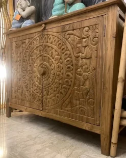 Mobile soggiorno modello Credenza etnica oriente 2 ante di Outlet etnico a PREZZI OUTLET