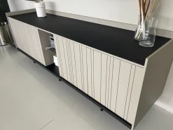 Mobile soggiorno modello Madia dee dee s  di Fontana arte in Offerta Outlet