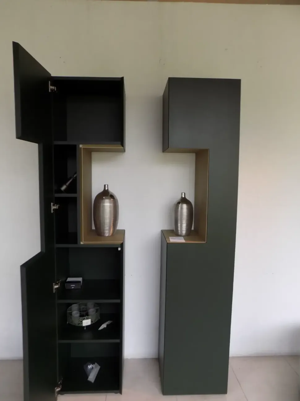 Mobile soggiorno modello Contenitore rebus minotti italia di Minotti italia a prezzo Outlet