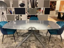 Offerta Outlet: Tavolo ovale in vetro D9039, Collezione esclusiva. Scopri ora!