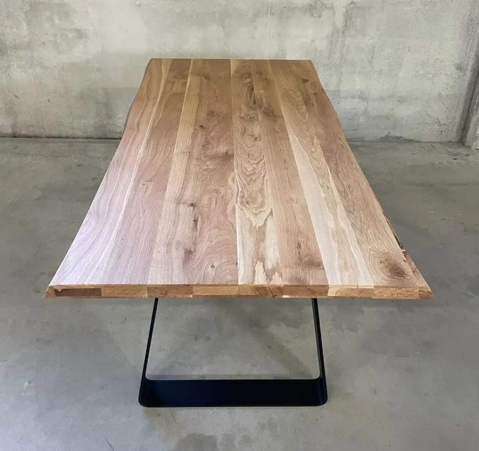 Offerta Outlet: Tavolo rettangolare in legno Industrial. Esclusiva Collezione!