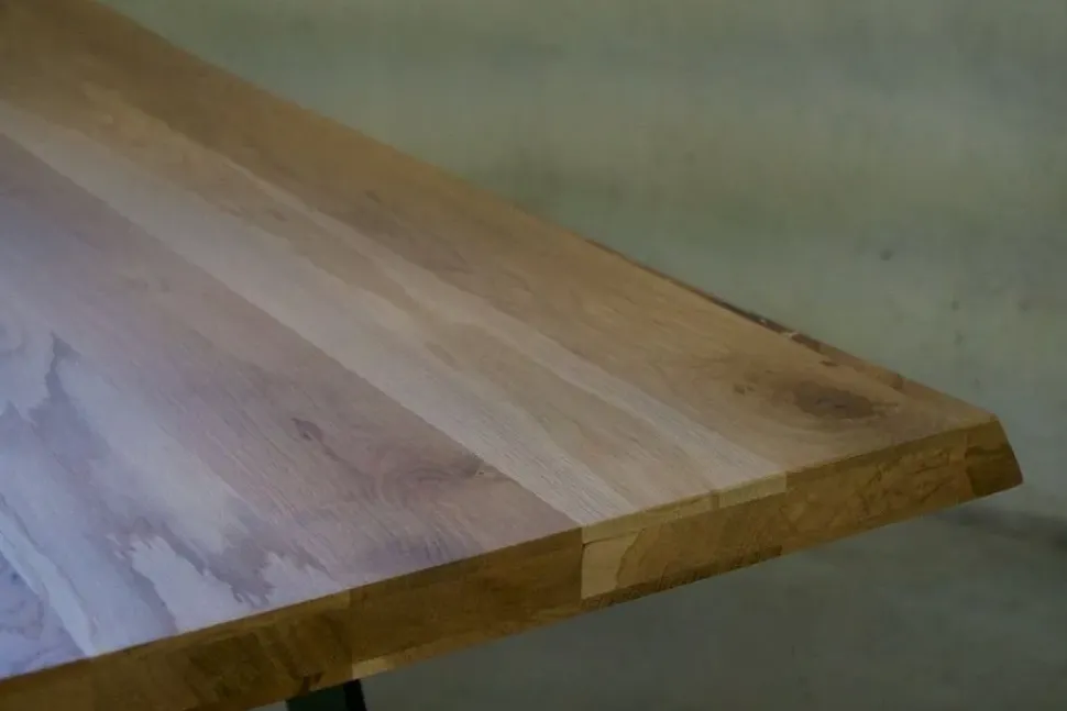 Offerta Outlet: Tavolo rettangolare in legno Industrial. Esclusiva Collezione!