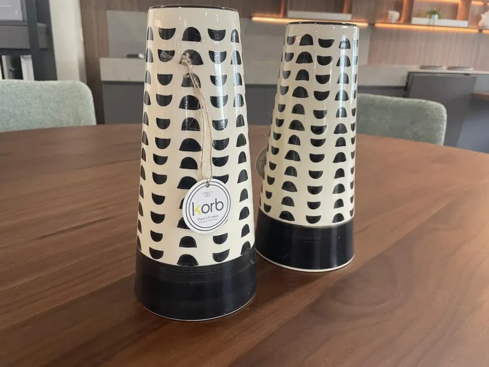 Oggettistica Coppia vasi in ceramica Akanto con uno SCONTO IMPERDIBILE