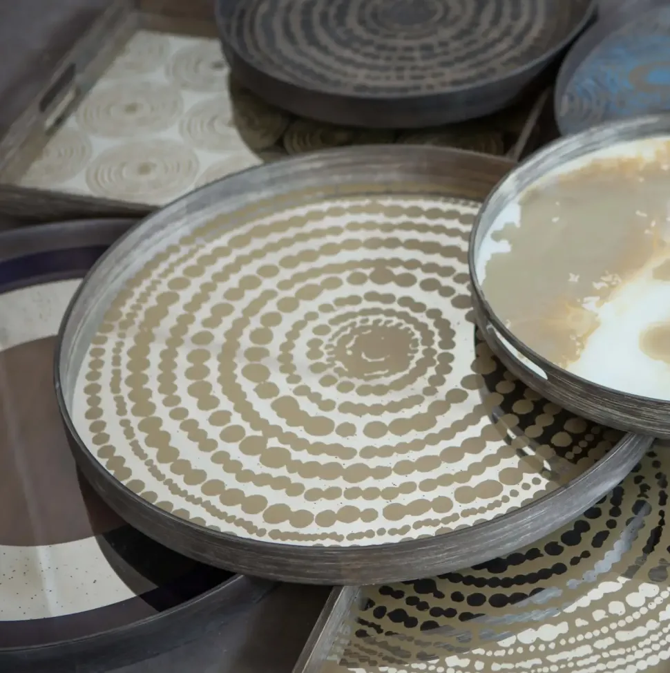 Oggettistica design modello Vassoio specchio e legno ethnicraft a prezzi scontati