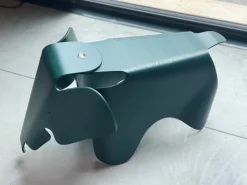 Oggettistica design modello Vitra-elephant di Molteni & c scontata